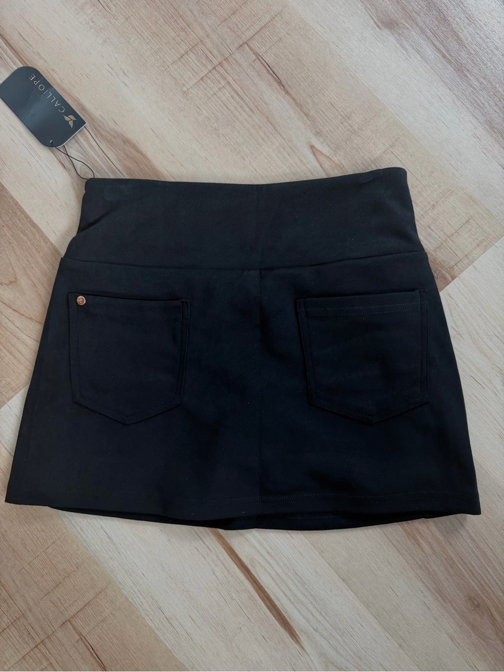 Calliope Golf Cheville Faux Suede Mini Skirt with Rose-Gold Zip - Picture 4 of 5